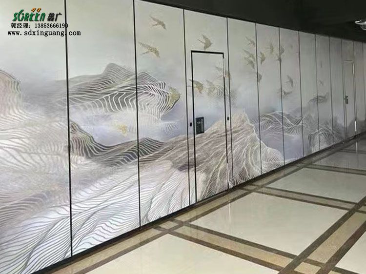 濰坊活動(dòng)隔斷廠家酒店活動(dòng)隔斷墻，展廳折疊推拉門，移動(dòng)屏風(fēng)高隔